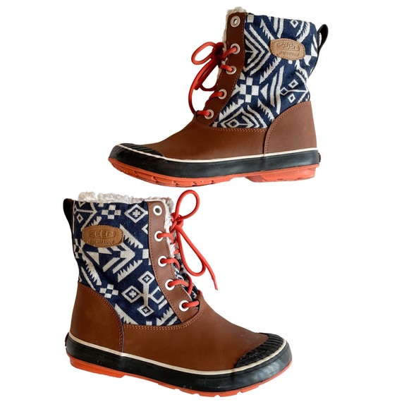 KEEN Elsa Navy Aztec Tribal Print Boots Size 7
